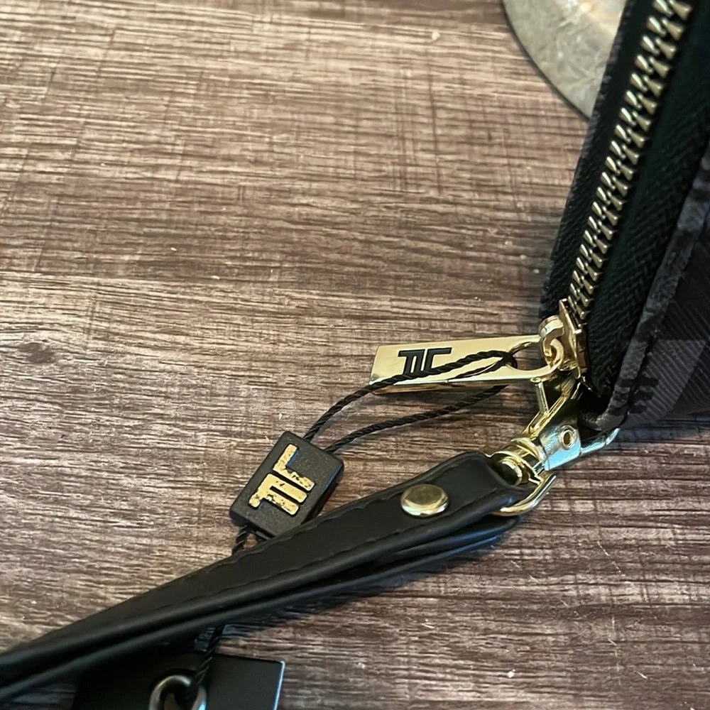 NEW!!! Ladies wallet by London Fog